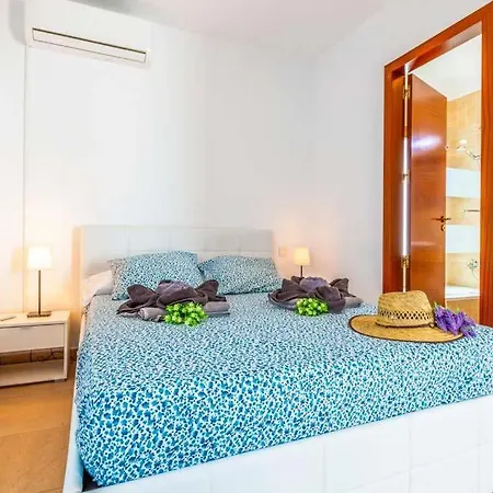 Playa Blanca Sleeps 6 Pool Air Con Wifi Playa Blanca (Lanzarote)